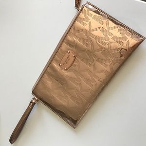 ❗️ FINAL OFFER ❗️MK Clutch